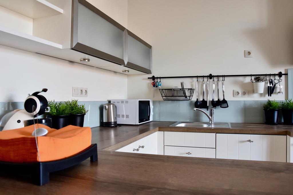 Luxury Apartment By Hi5 - Kiraly Street Suite Budapest Luaran gambar