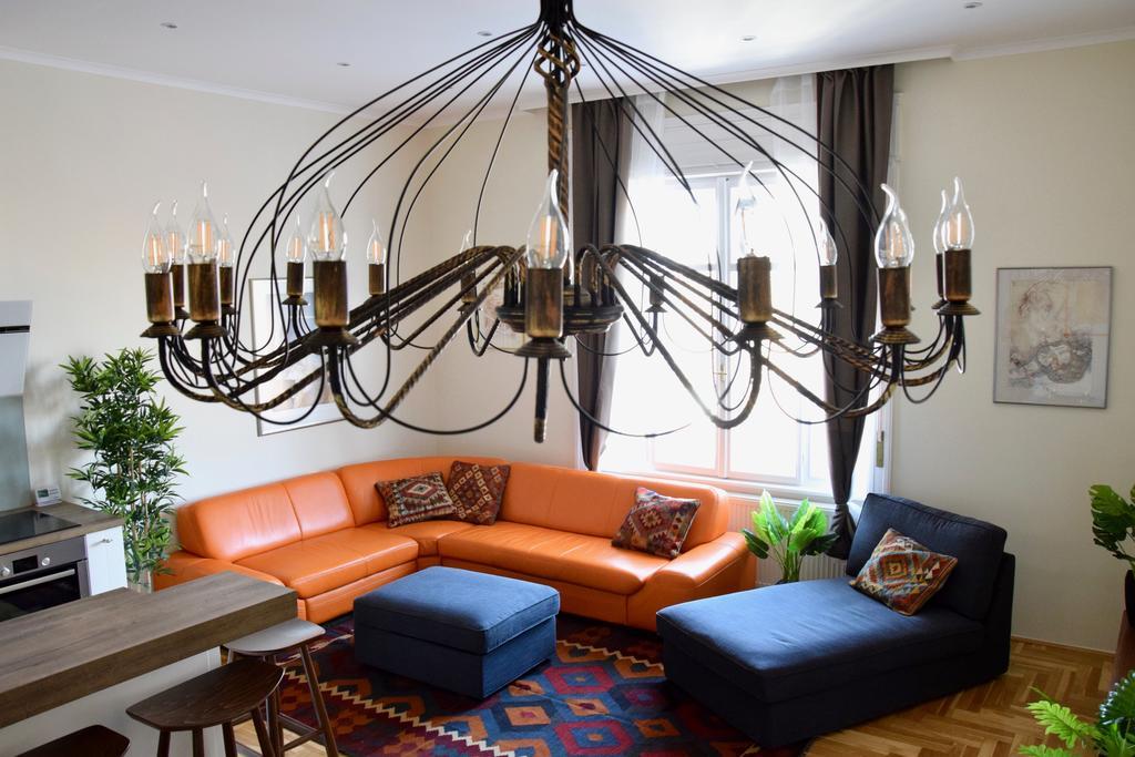 Luxury Apartment By Hi5 - Kiraly Street Suite Budapest Luaran gambar